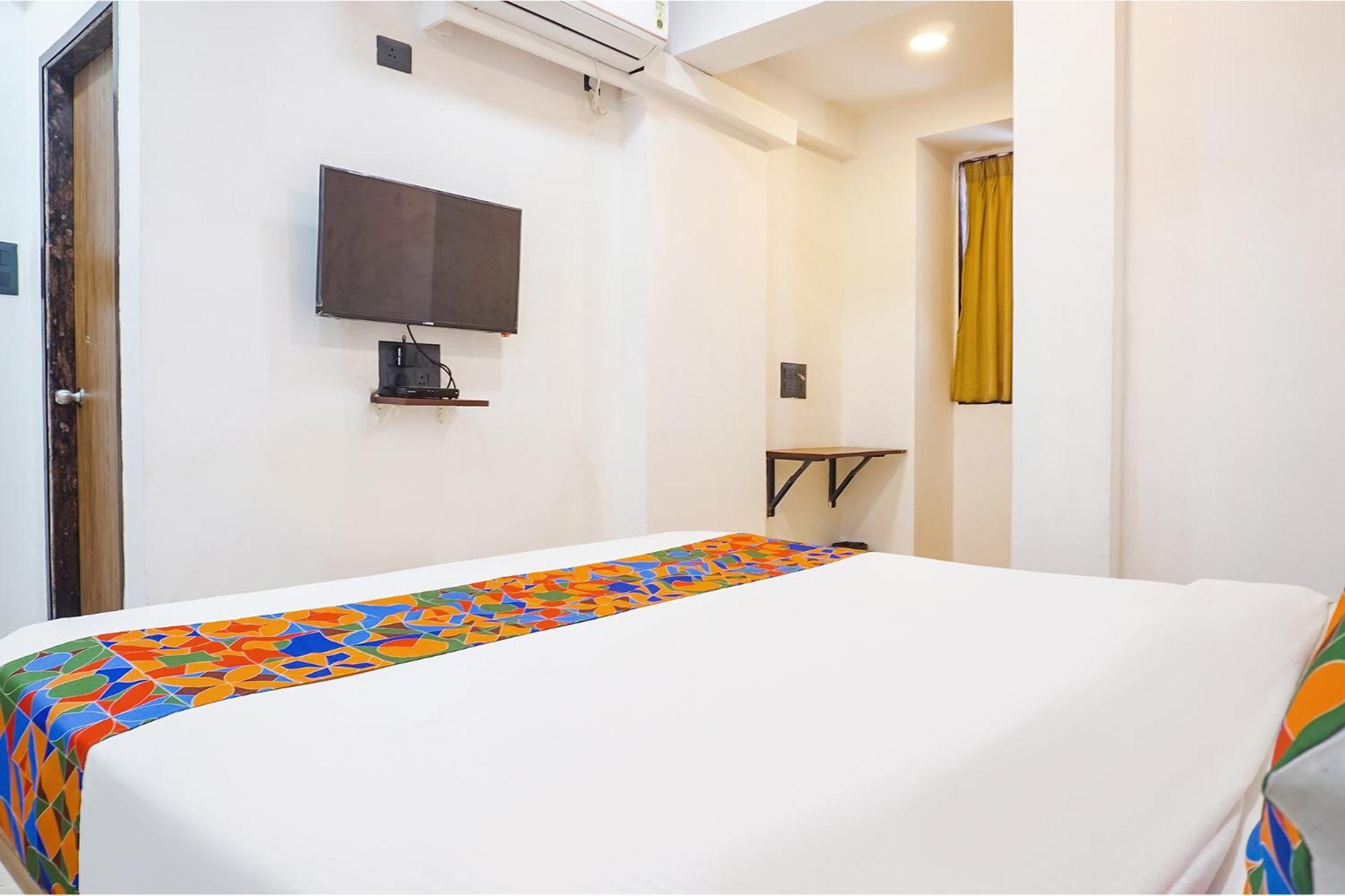 Fabhotel Atithi Regency プネ エクステリア 写真