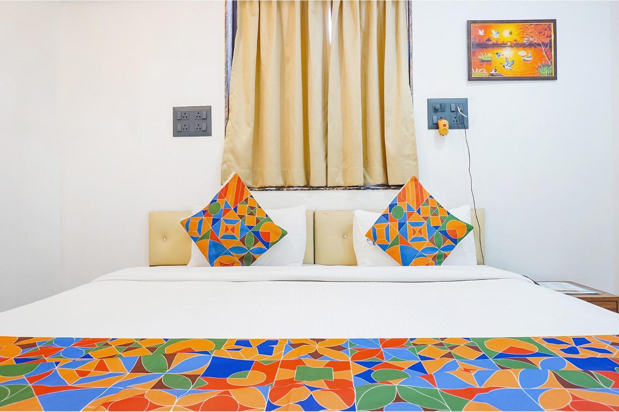 Fabhotel Atithi Regency プネ エクステリア 写真
