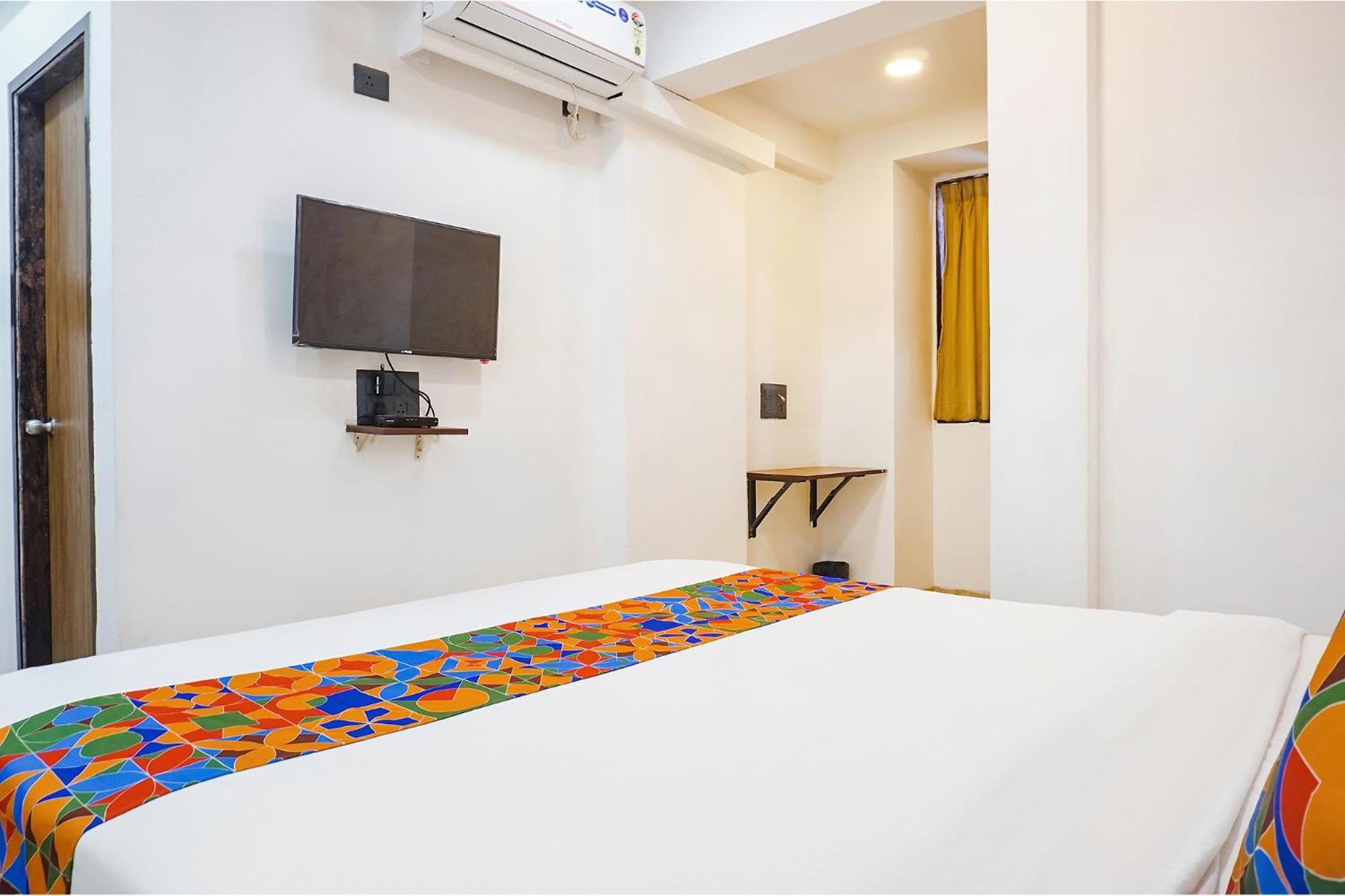 Fabhotel Atithi Regency プネ エクステリア 写真
