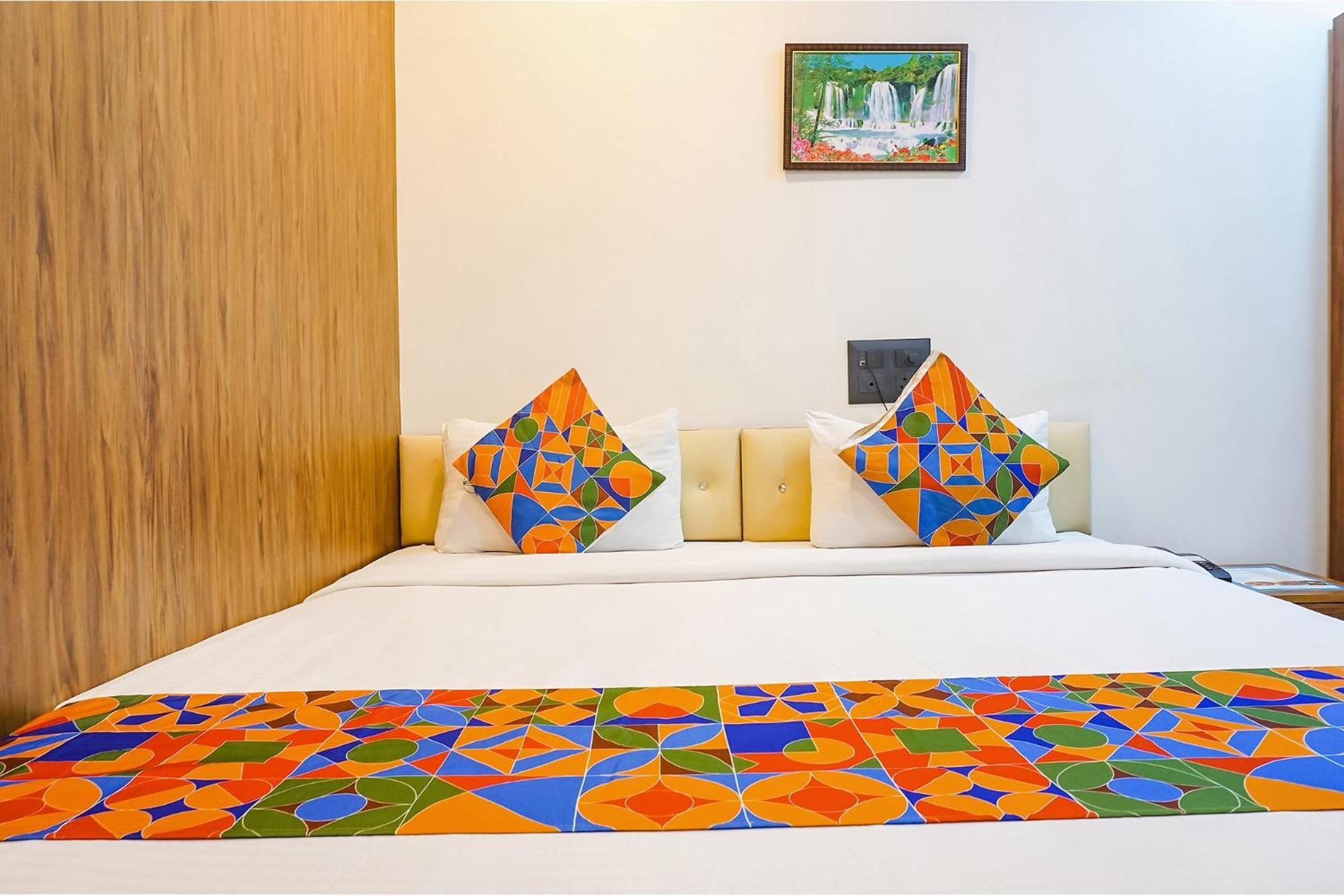 Fabhotel Atithi Regency プネ エクステリア 写真
