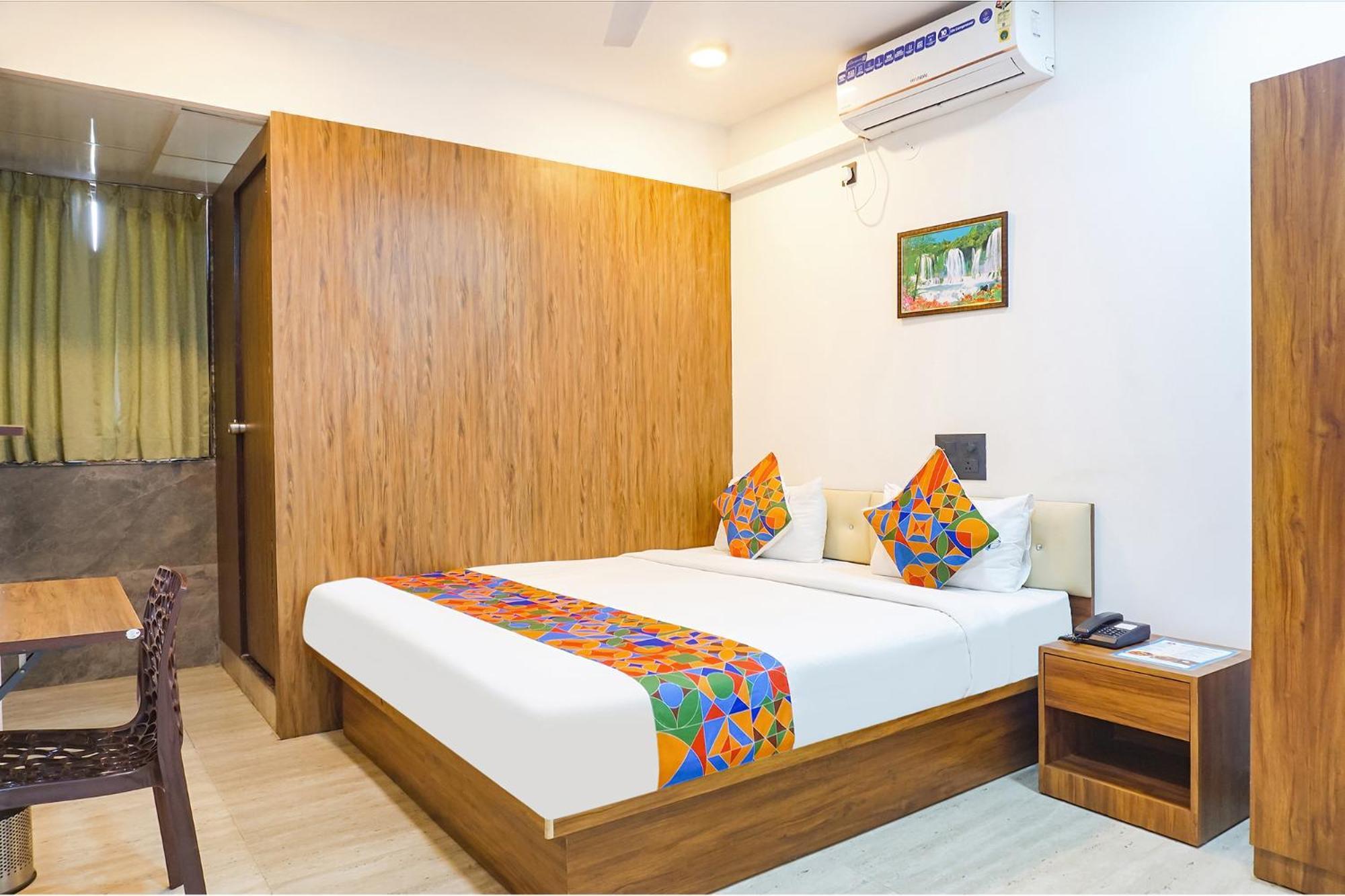 Fabhotel Atithi Regency プネ エクステリア 写真