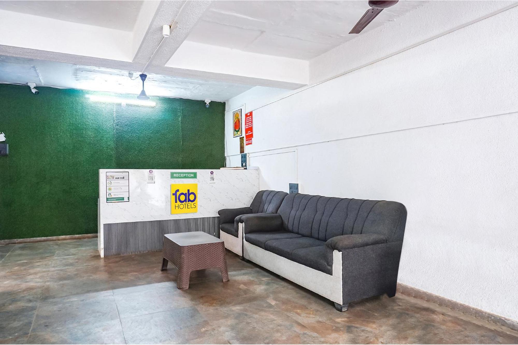 Fabhotel Atithi Regency プネ エクステリア 写真